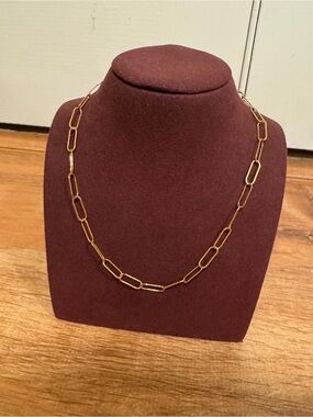 Gold Toned Paperclip Link Necklace